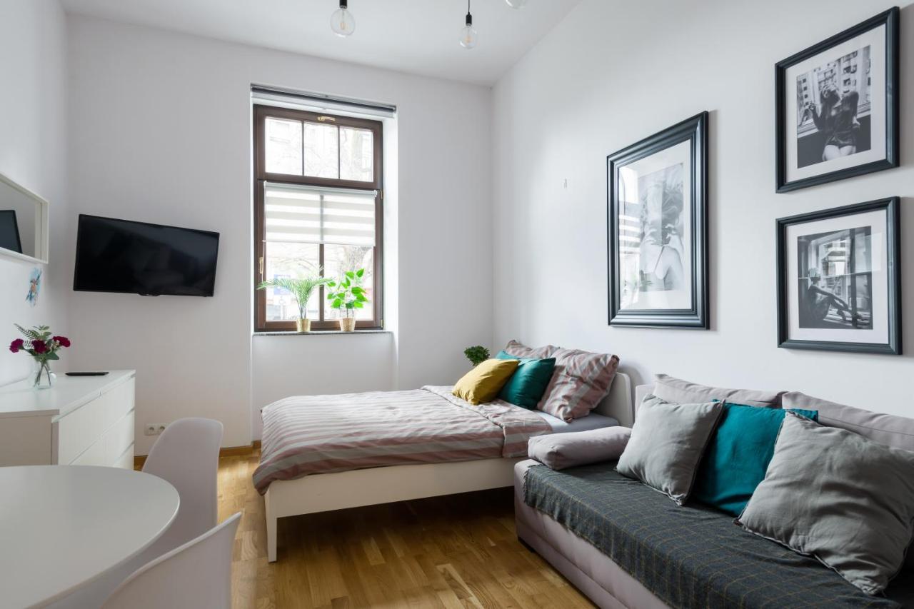 Discover Krakow Apartments - 5 Borowickiej St - Studio Next To Opera And Unity Centre Exterior photo