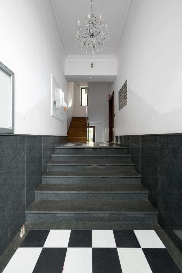 Discover Krakow Apartments - 5 Borowickiej St - Studio Next To Opera And Unity Centre Exterior photo