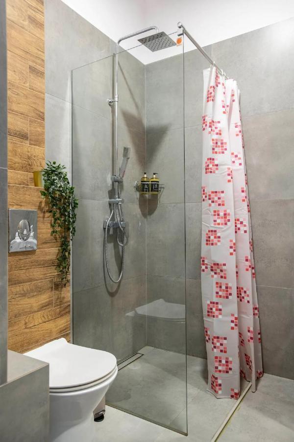 Discover Krakow Apartments - 5 Borowickiej St - Studio Next To Opera And Unity Centre Exterior photo