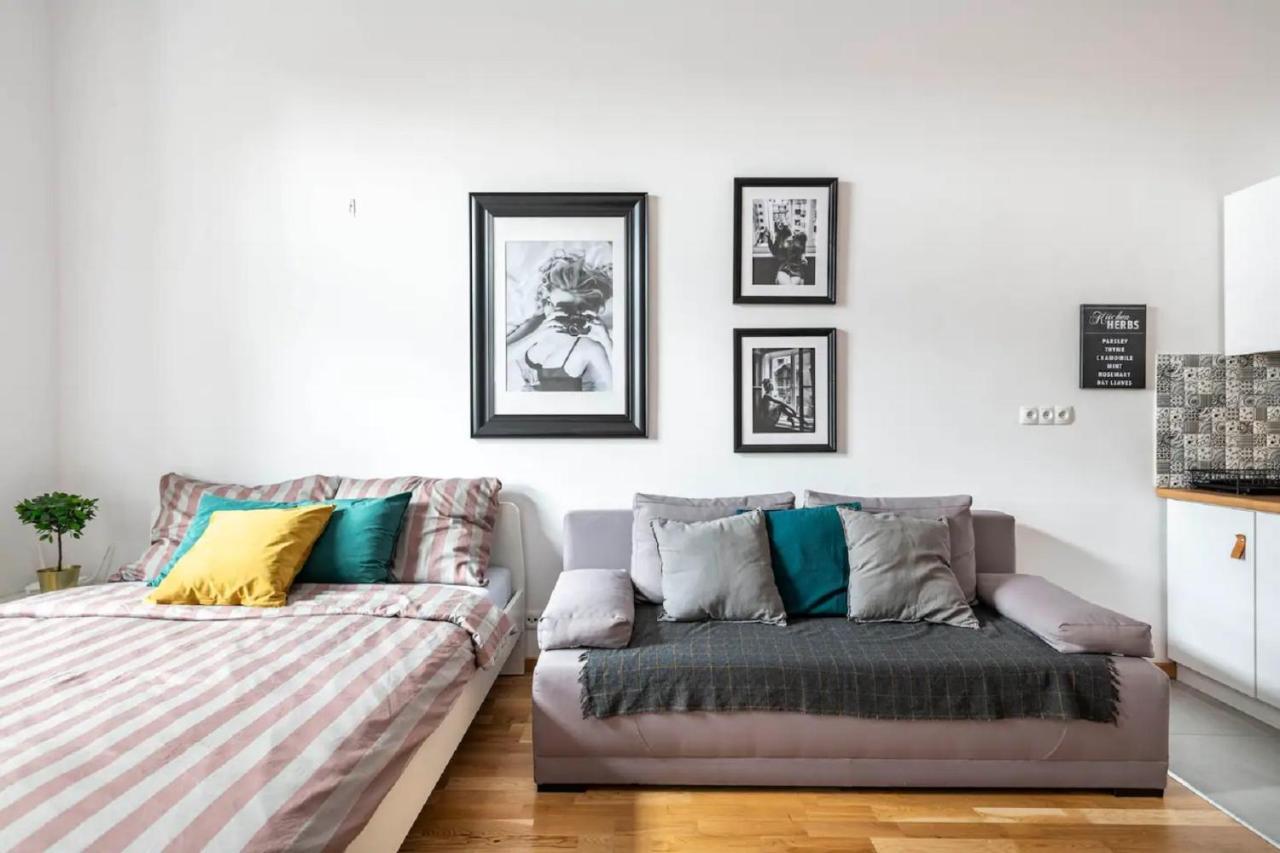 Discover Krakow Apartments - 5 Borowickiej St - Studio Next To Opera And Unity Centre Exterior photo